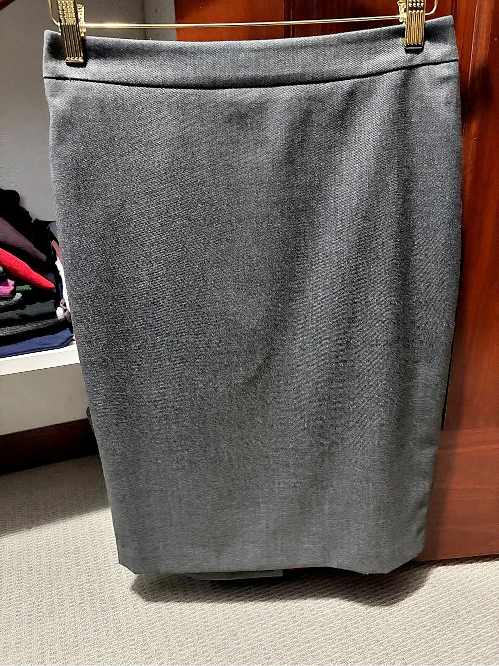 Ann Taylor Gray Pencil Skirt Like New